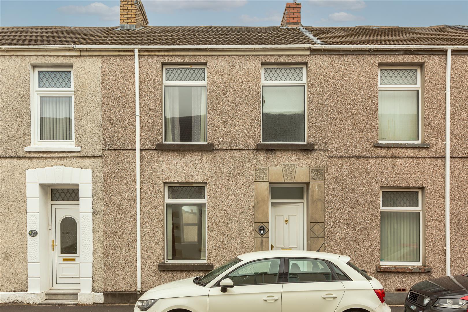 18, Downing Street Llanelli, SA15 2UA
