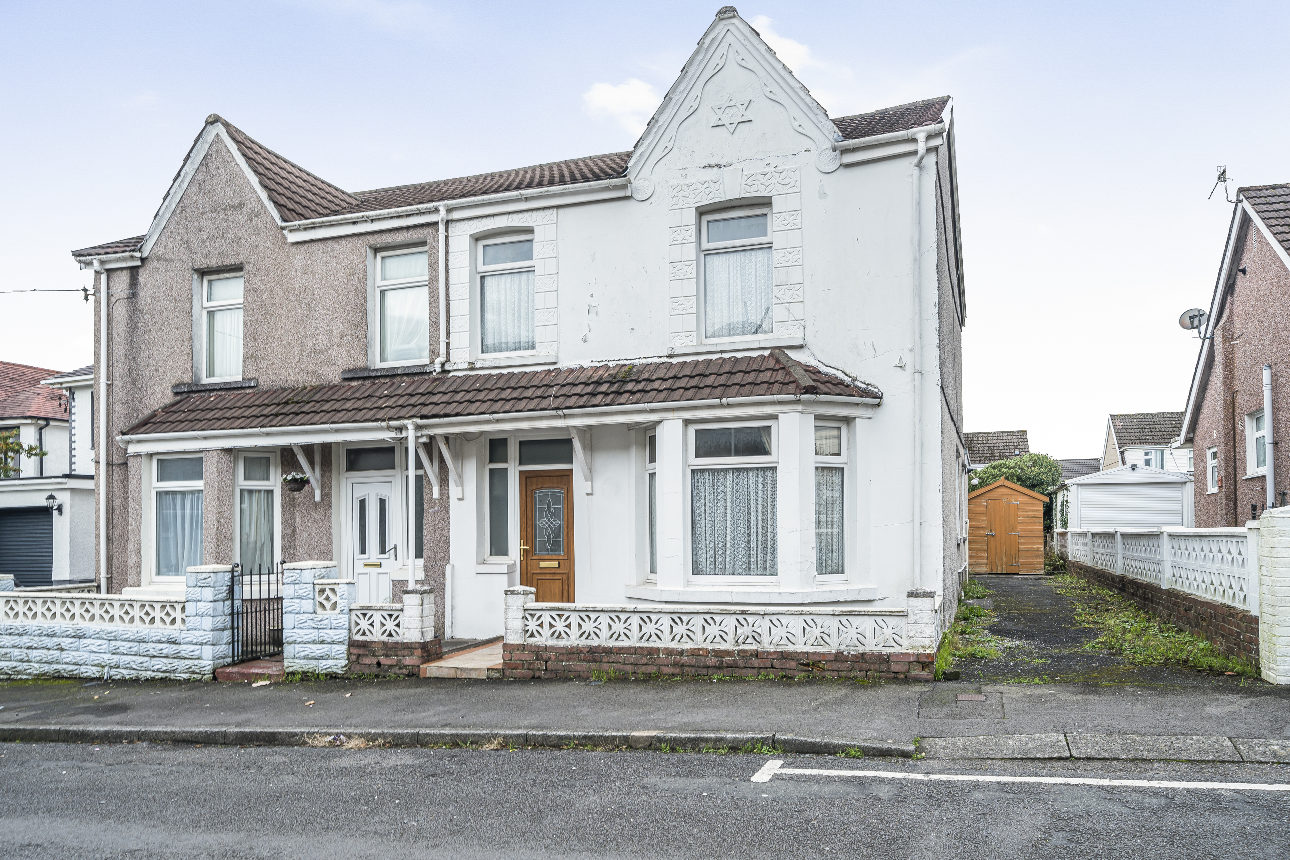 7, North Road Loughor, Swansea, SA4 6QE