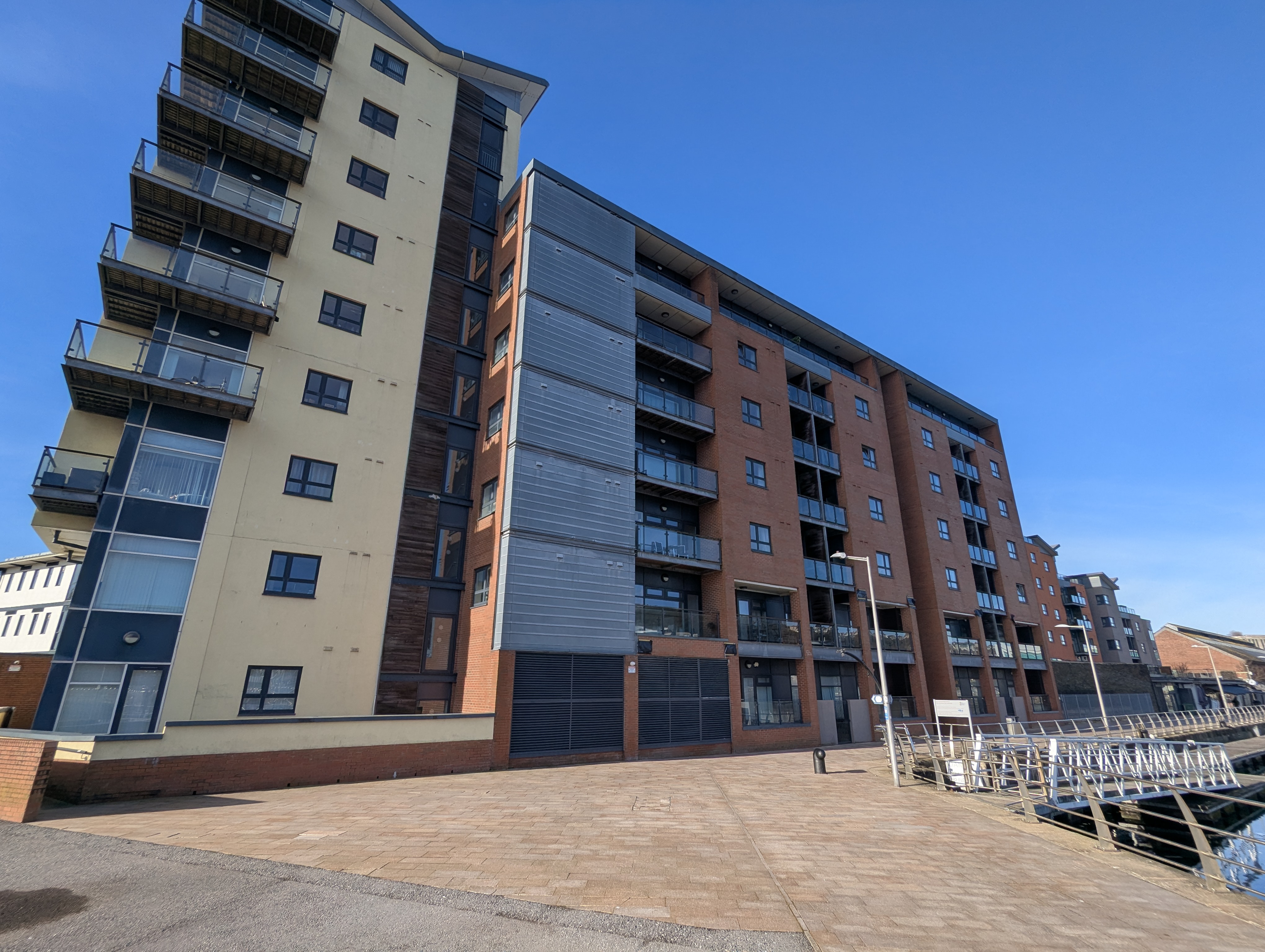 Altamar, Kings Road, Marina, Swansea, SA1 8PP