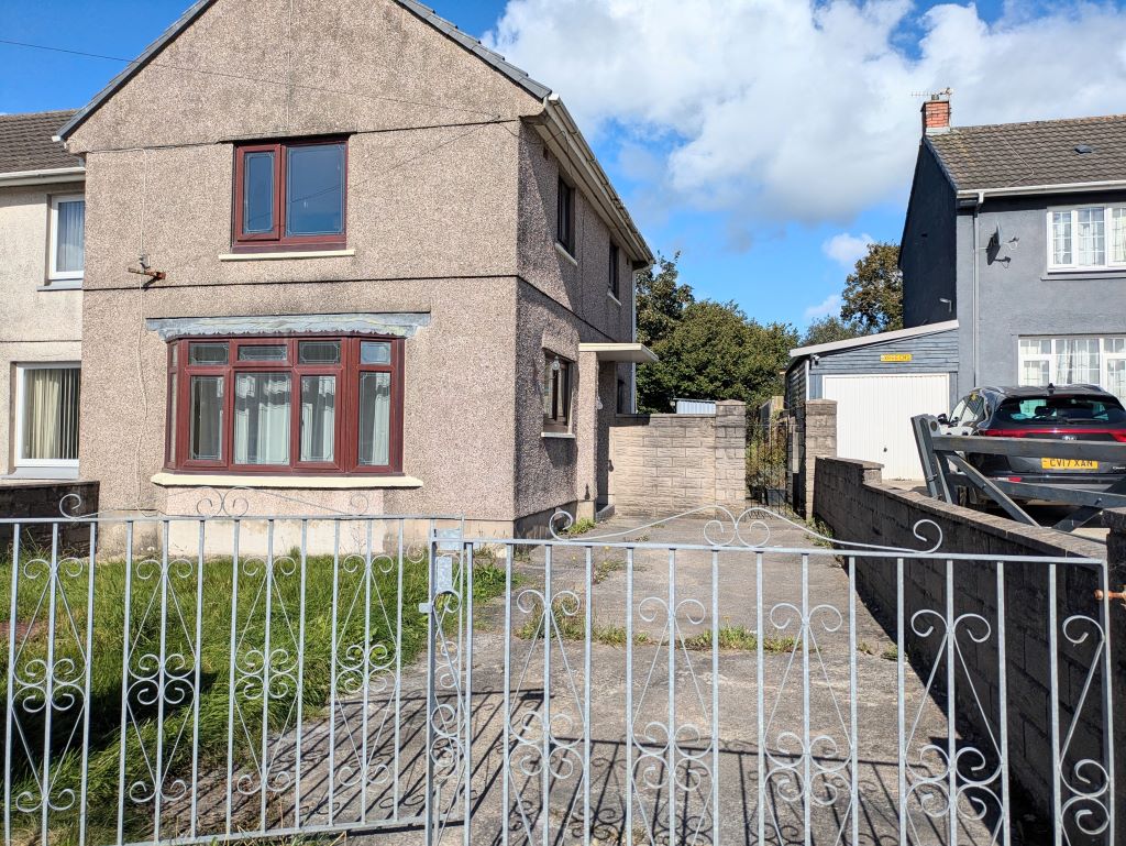 Brynawelon, Llanelli, Carmarthenshire, SA14 8RA