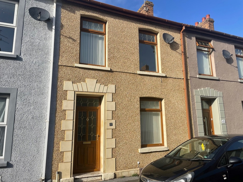 Brynmor Road, Llanelli, Carmarthenshire, SA15 2TG