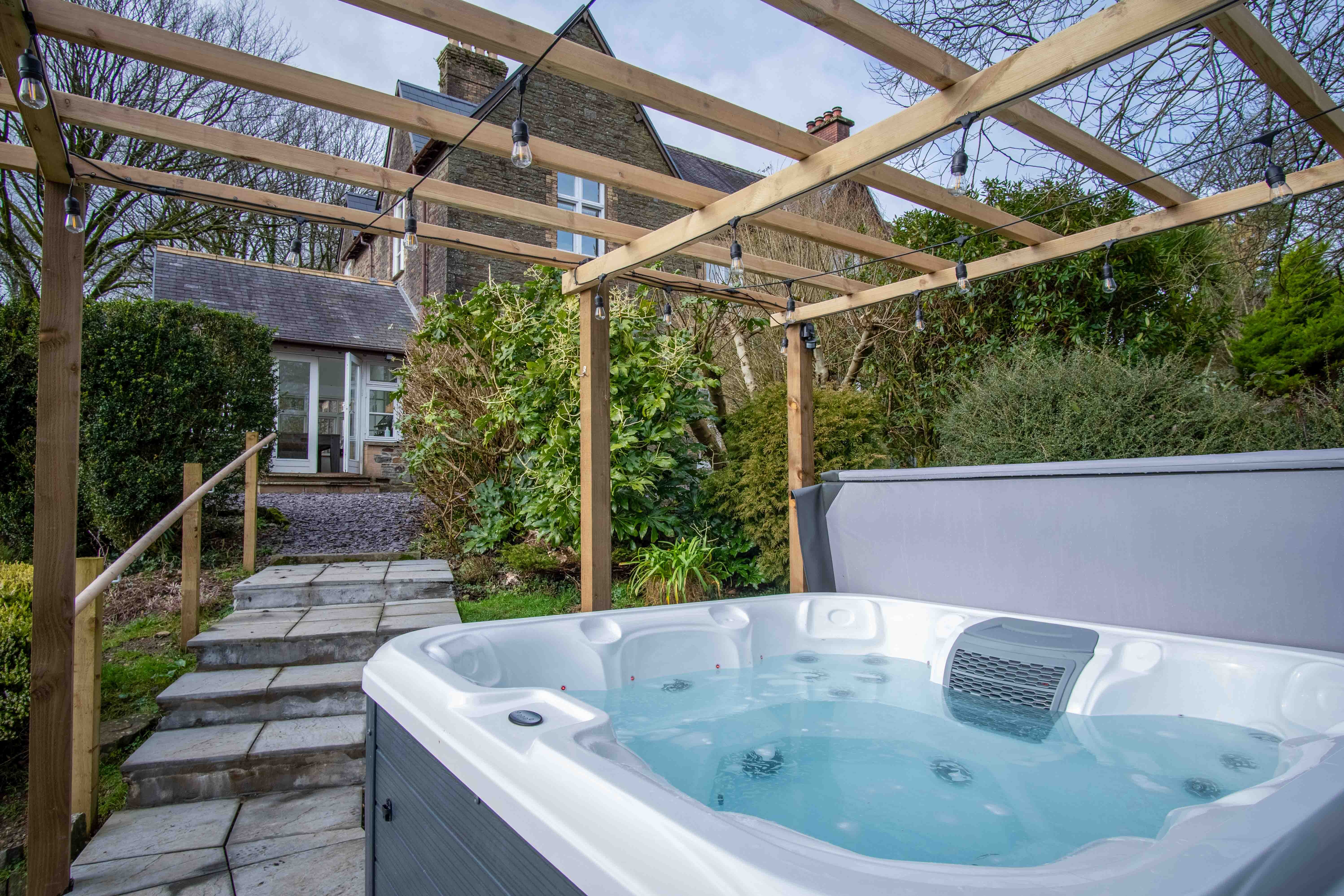 The Old Rectory, Church Road Llanedi, Pontarddulais, Swansea, SA4 0YS